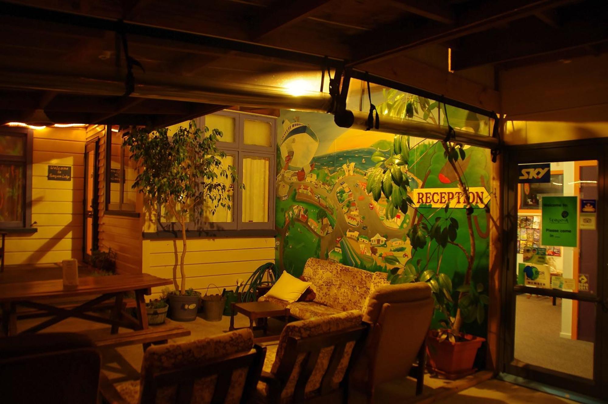 Sequoia Lodge Backpackers Пиктон Экстерьер фото