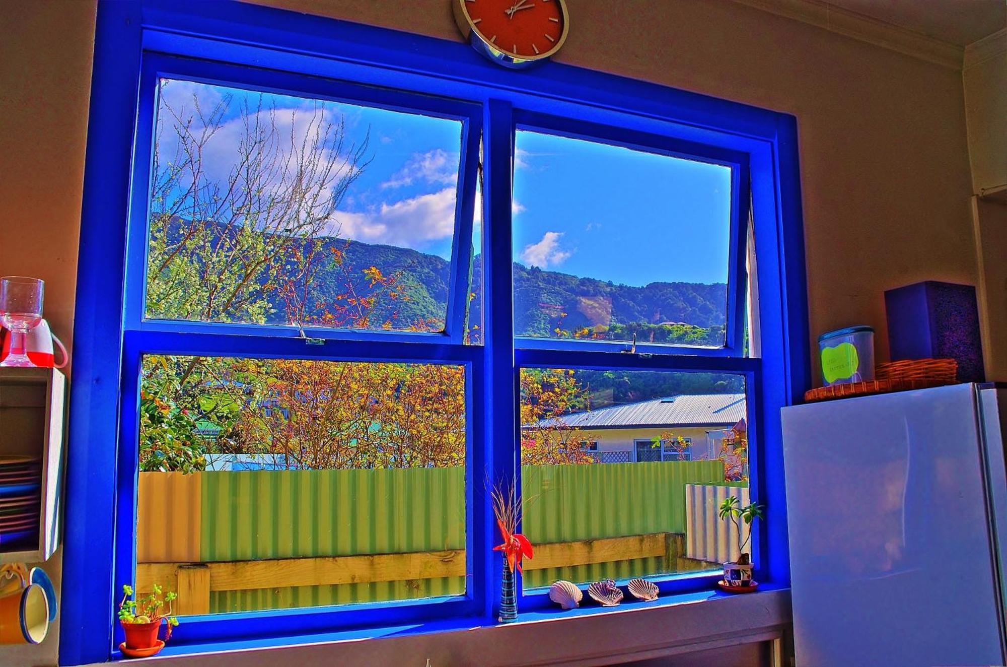 Sequoia Lodge Backpackers Пиктон Экстерьер фото