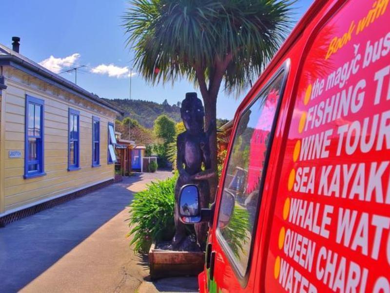 Sequoia Lodge Backpackers Пиктон Экстерьер фото